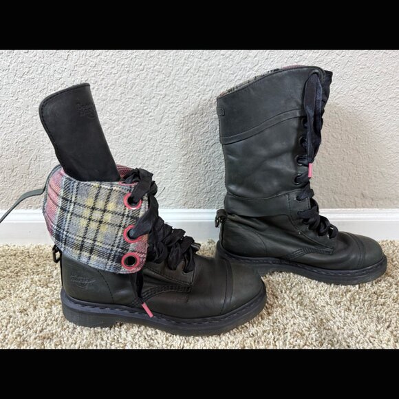 Dr Martens 90s Rustic Black Airwair Combat Boots Plaid Fold Over Motorcycle 8.5 - Picture 4 of 10